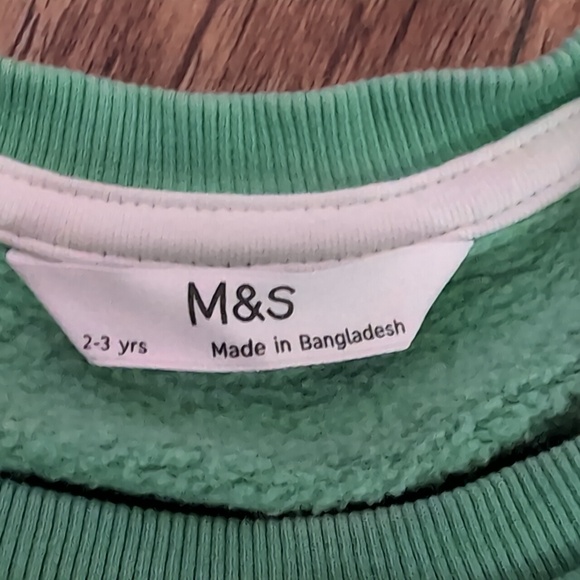 M&S Green bunny sweatshirt size 2-3 - Picture 2 of 2